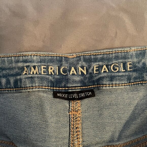 Size 20 American Eagle - Next Level Stretch - Super High Rise Flare Jeans - Picture 3 of 9